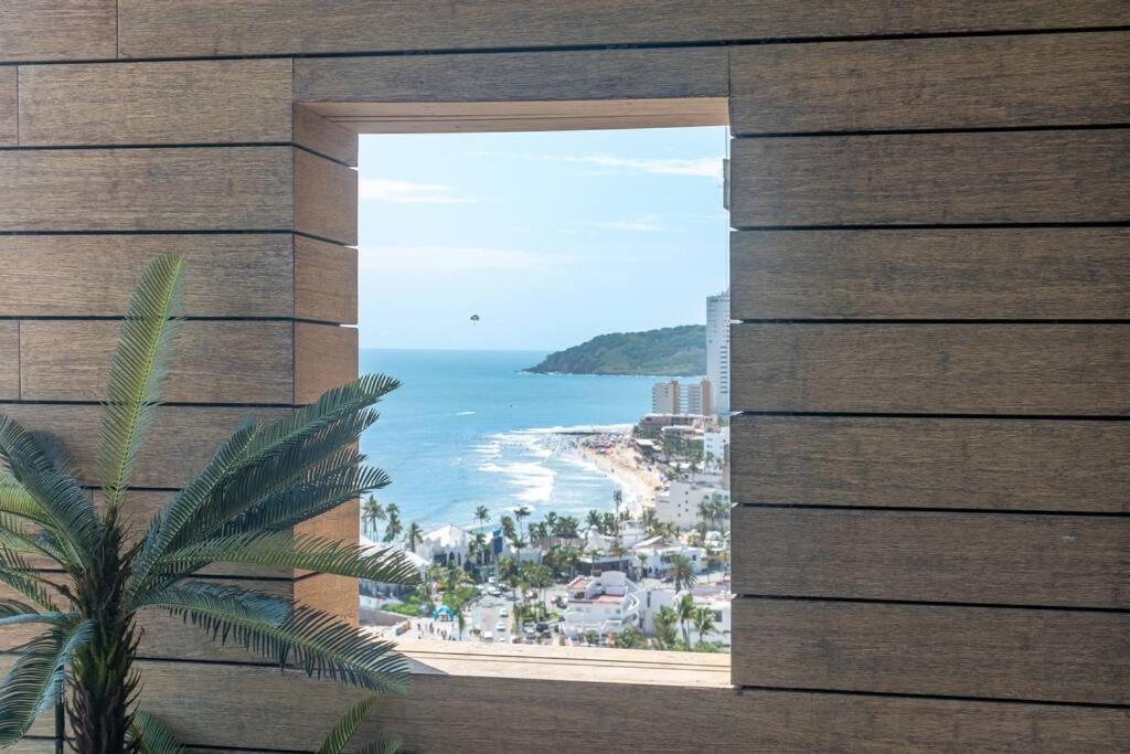 Piso 18 En Malecon Con Vista Al Mar Apartment Mazatlan Bagian luar foto